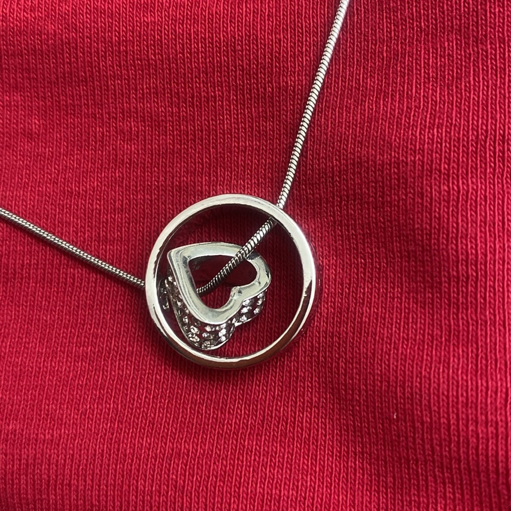 Cubic zirconia Heart with eternity circle chain